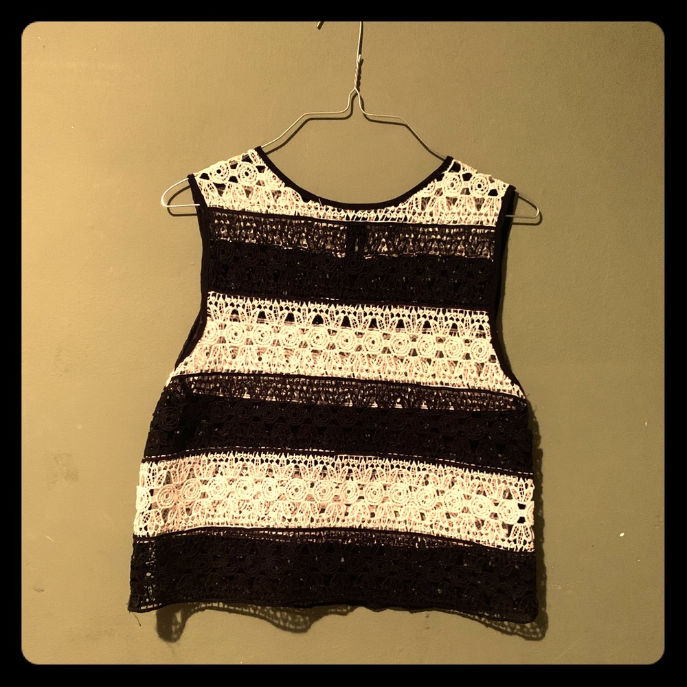 Flower print crop top